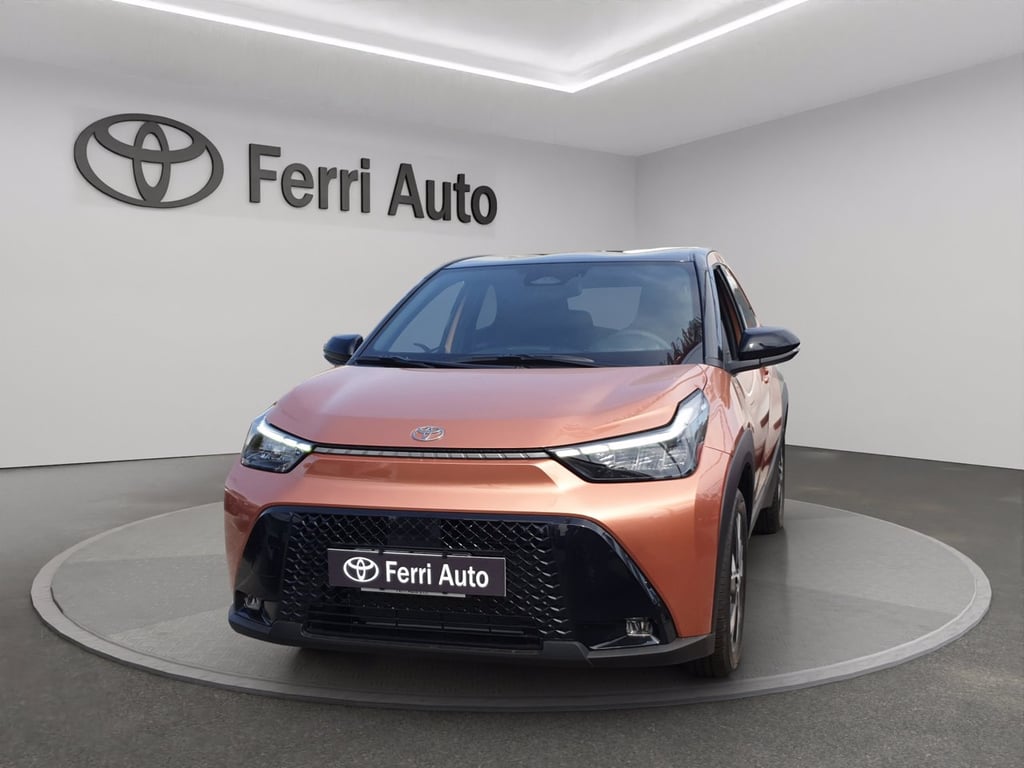 TOYOTA Aygo x 1.5 hybrid icon e-cvt