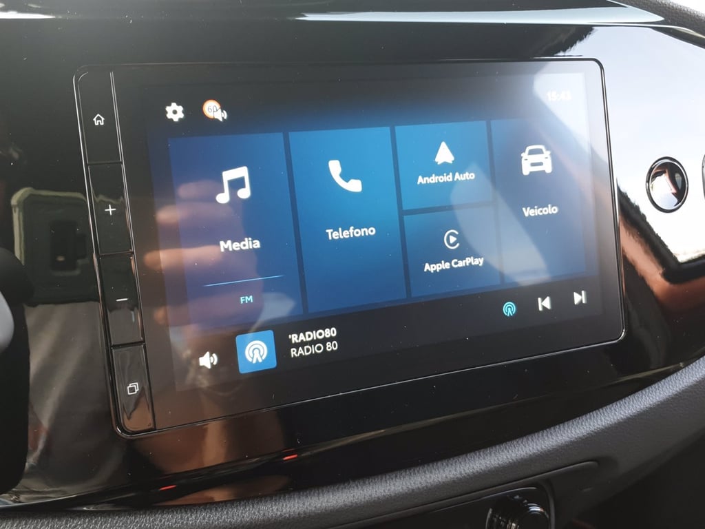 TOYOTA Aygo x 1.5 hybrid icon e-cvt