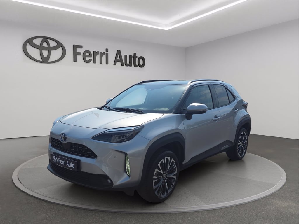 TOYOTA Yaris cross 1.5h lounge awd-i 116cv e-cvt