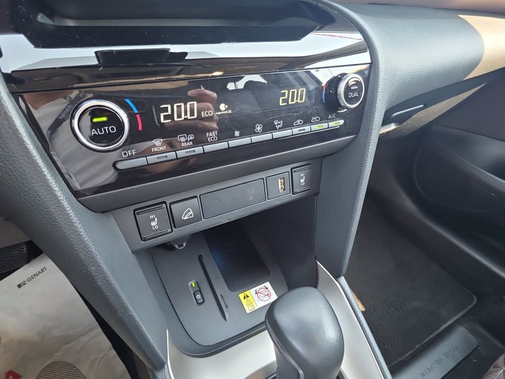 TOYOTA Yaris cross 1.5h lounge awd-i 116cv e-cvt