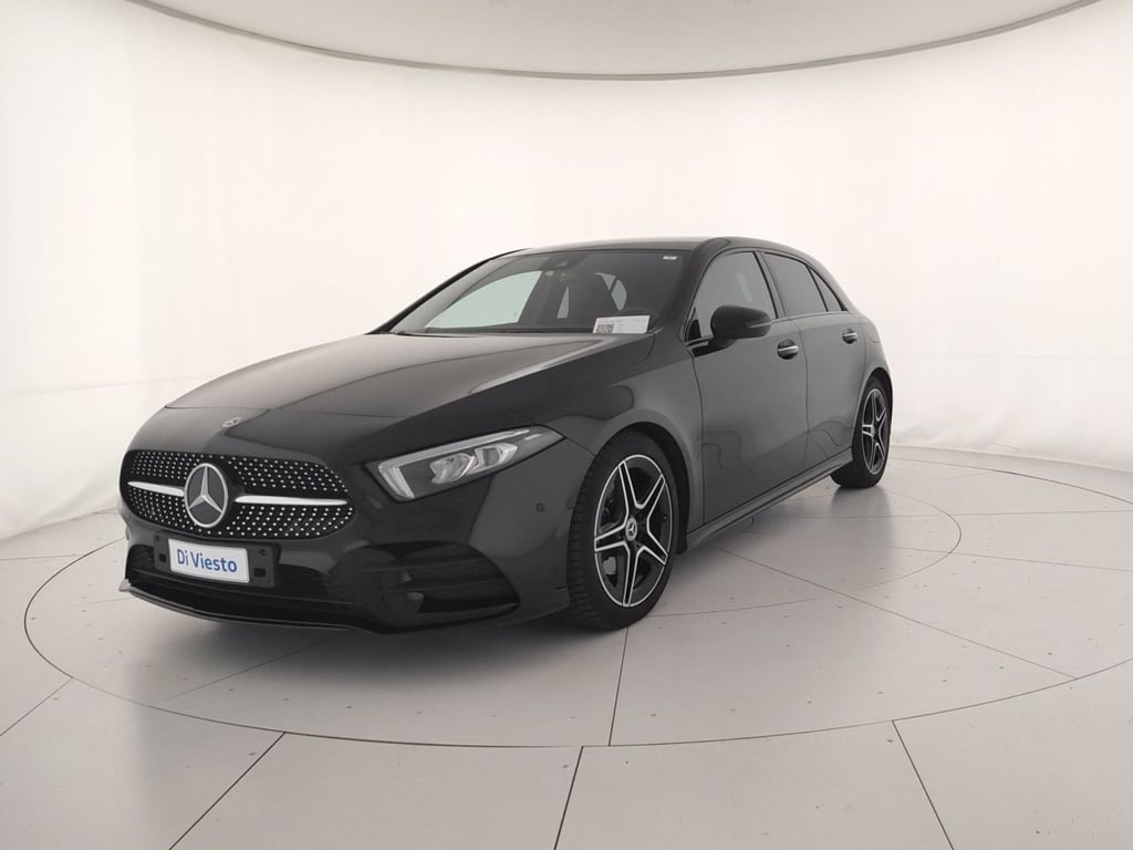 MERCEDES A 200 d premium night edition auto