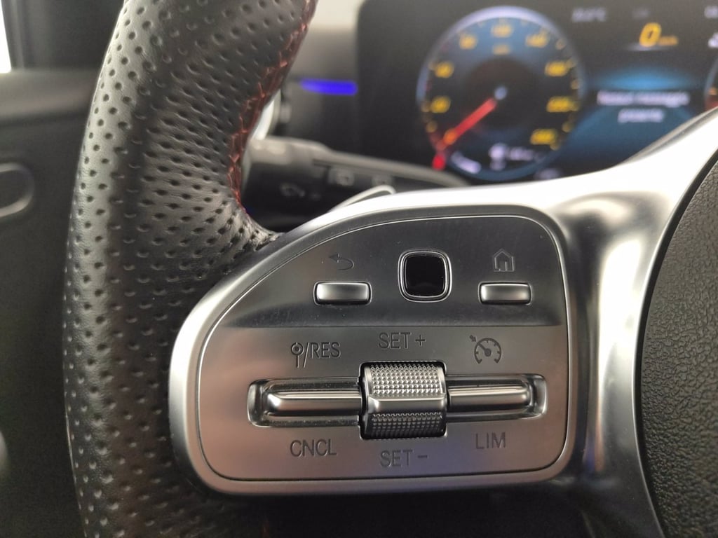 MERCEDES A 200 d premium night edition auto