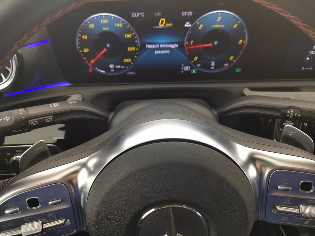 MERCEDES A 200 d premium night edition auto