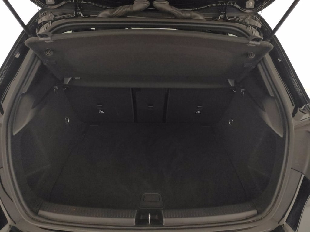 MERCEDES A 200 d premium night edition auto