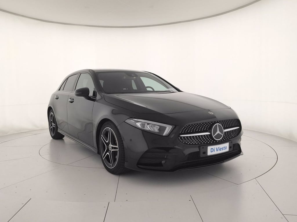 MERCEDES A 200 d premium night edition auto