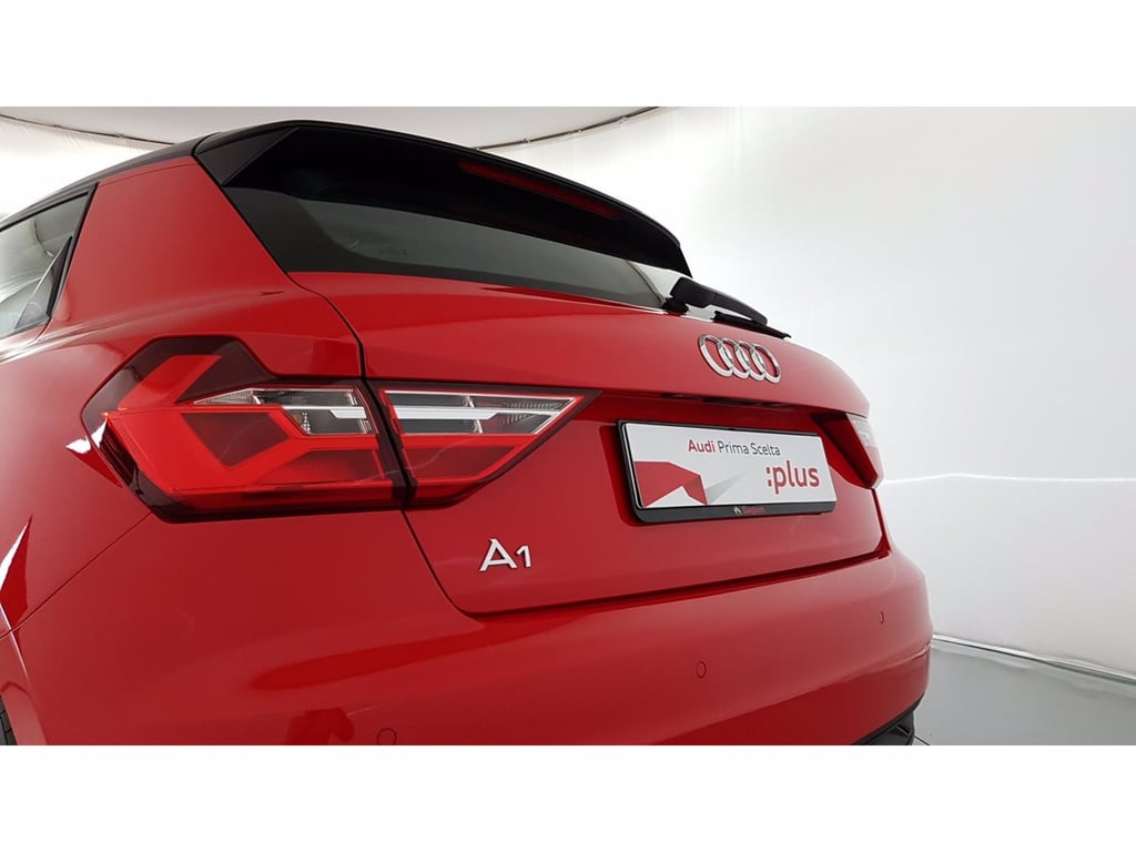 AUDI A1 sportback 25 1.0 tfsi admired s-tronic my20