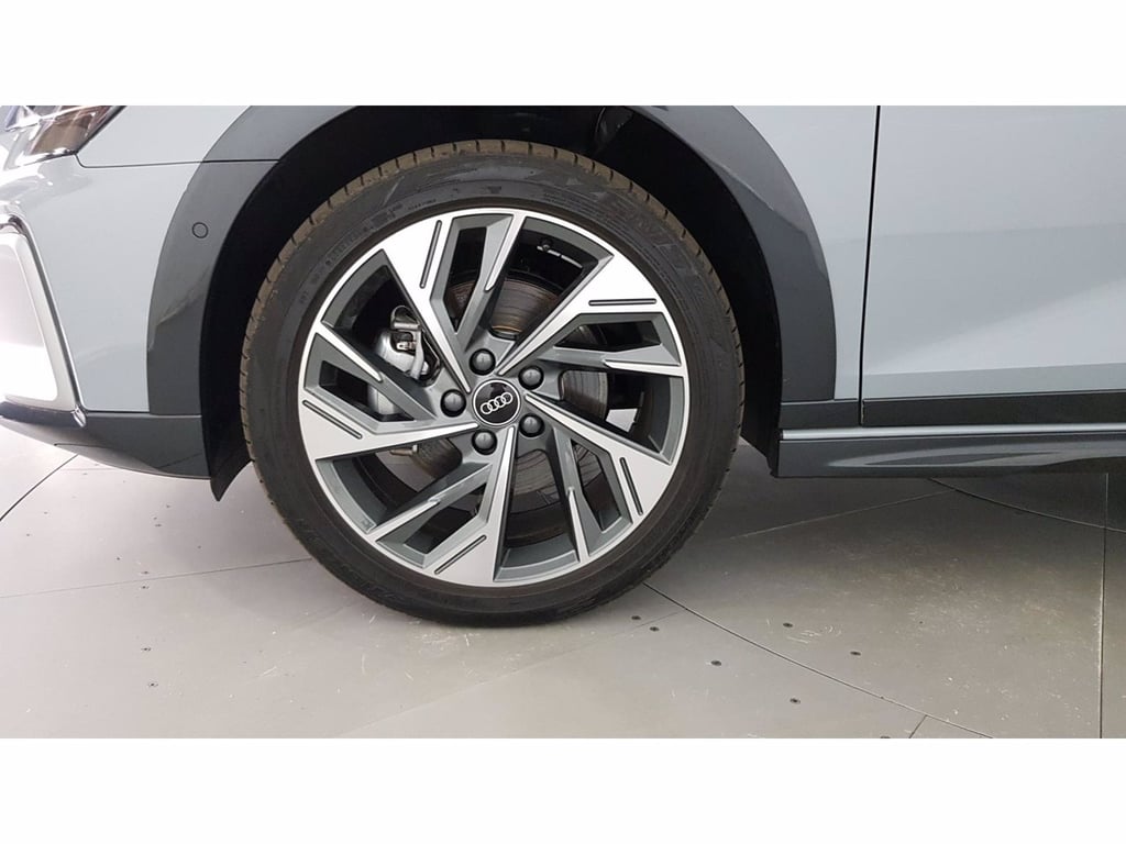 AUDI A3 allstreet 1.5 tfsi e identity contrast 204cv s-tronic