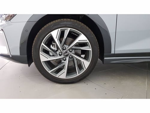 AUDI A3 allstreet 1.5 tfsi e identity contrast 204cv s-tronic