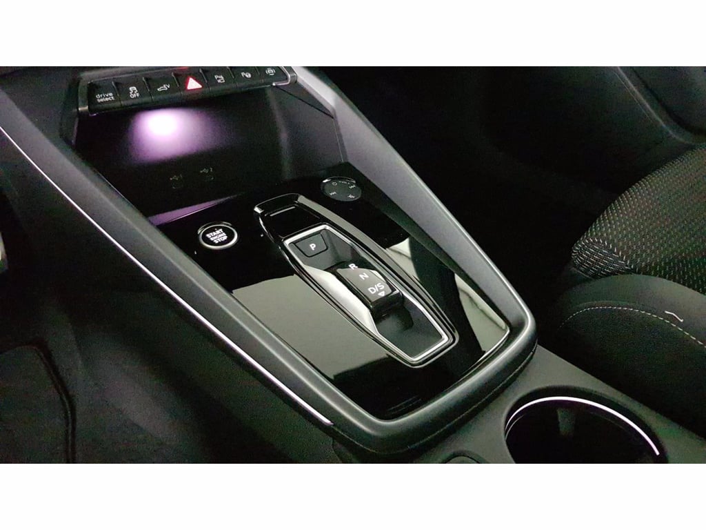 AUDI A3 allstreet 1.5 tfsi e identity contrast 204cv s-tronic