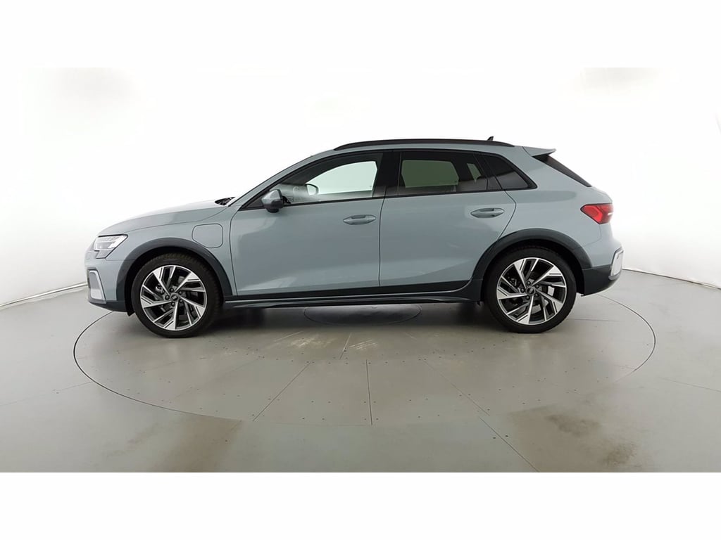 AUDI A3 allstreet 1.5 tfsi e identity contrast 204cv s-tronic