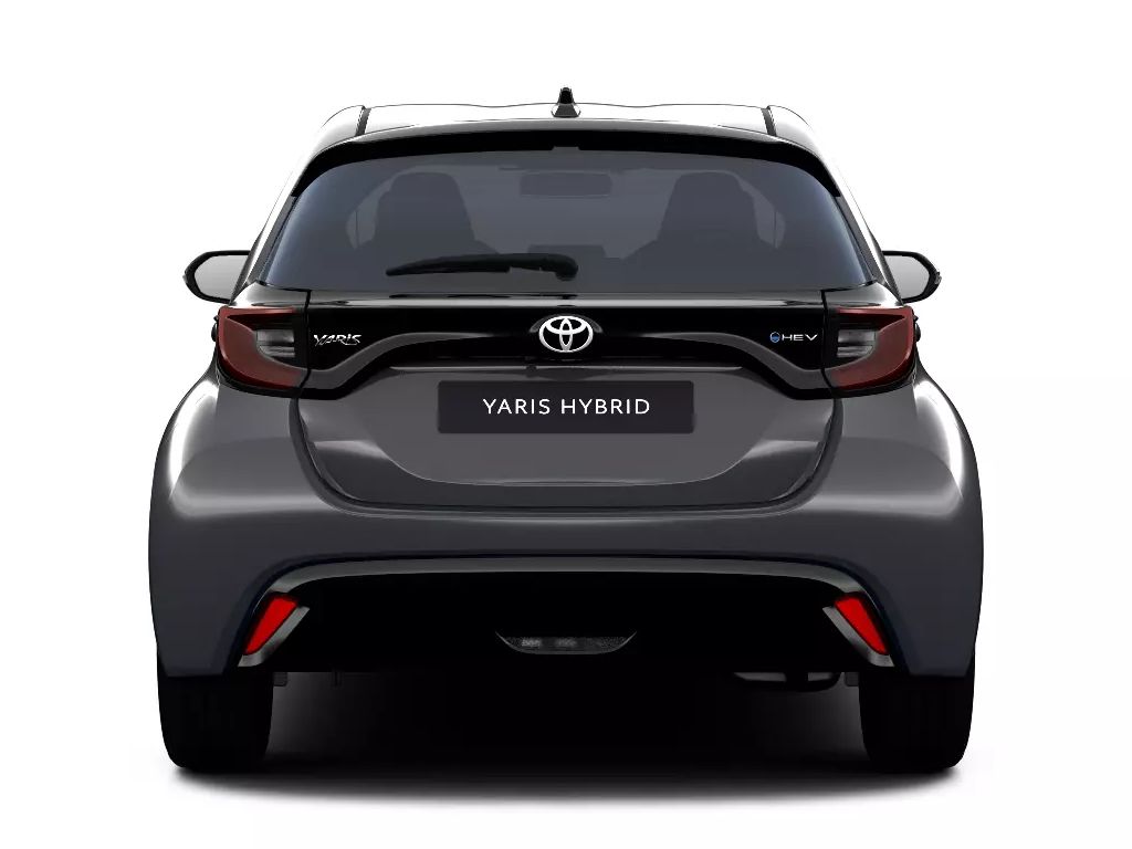 TOYOTA Yaris 1.5h 130 premium