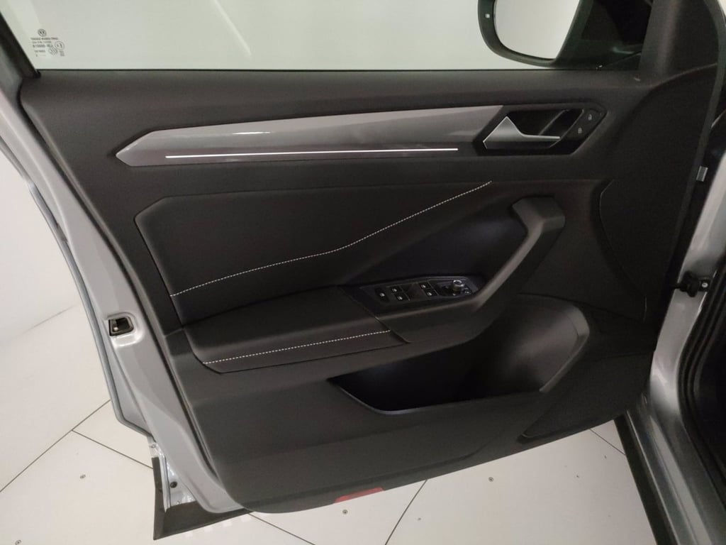 VOLKSWAGEN T-roc 1.0 tsi style 110cv