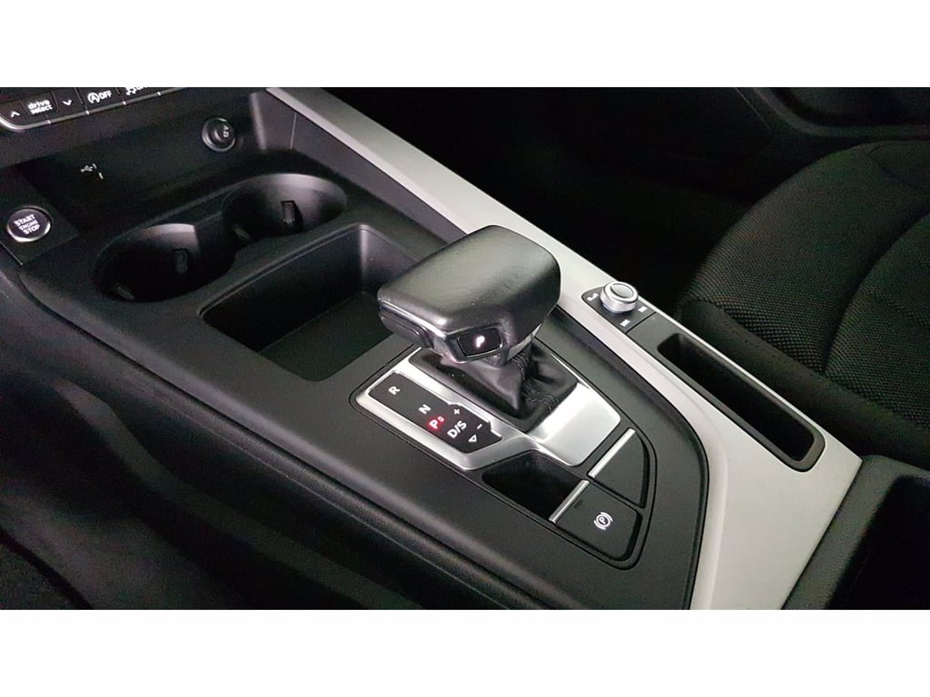 AUDI A4 35 2.0 tfsi mhev business 150cv s-tronic