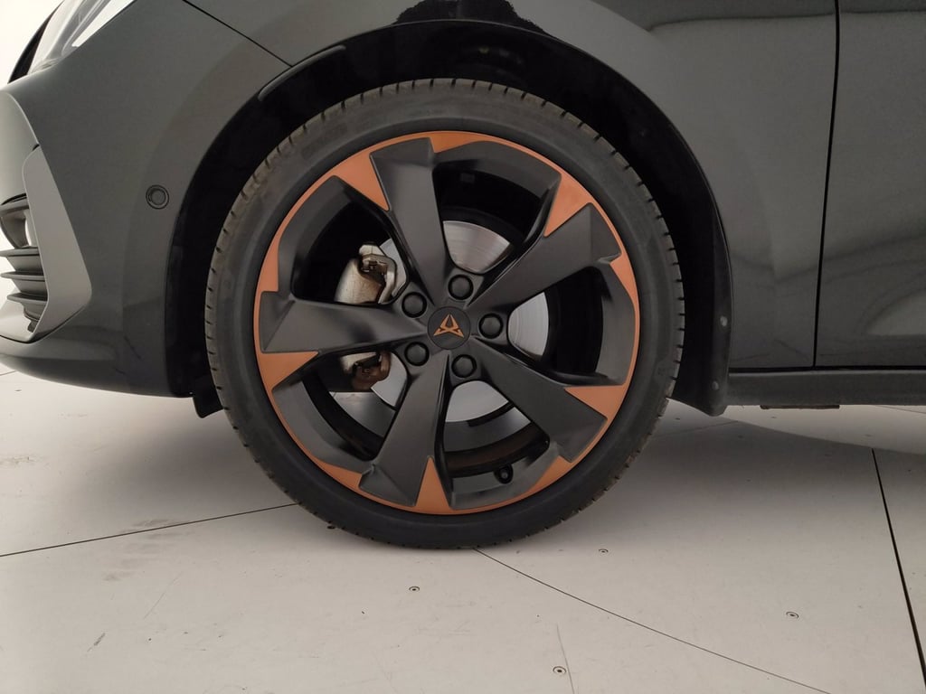 CUPRA Leon 1.5 hybrid 150cv dsg