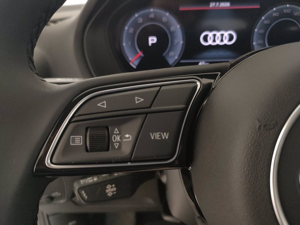 AUDI Q2 35 1.5 tfsi business advanced s-tronic