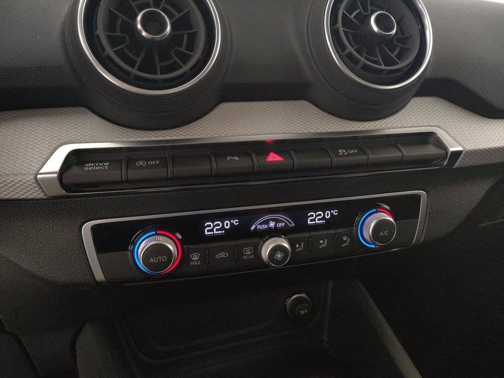 AUDI Q2 35 1.5 tfsi business advanced s-tronic