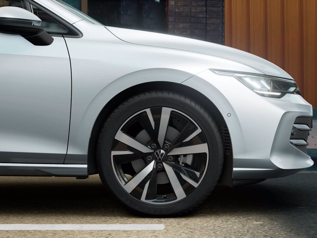 VOLKSWAGEN Golf variant 2.0 tdi edition plus 150cv dsg