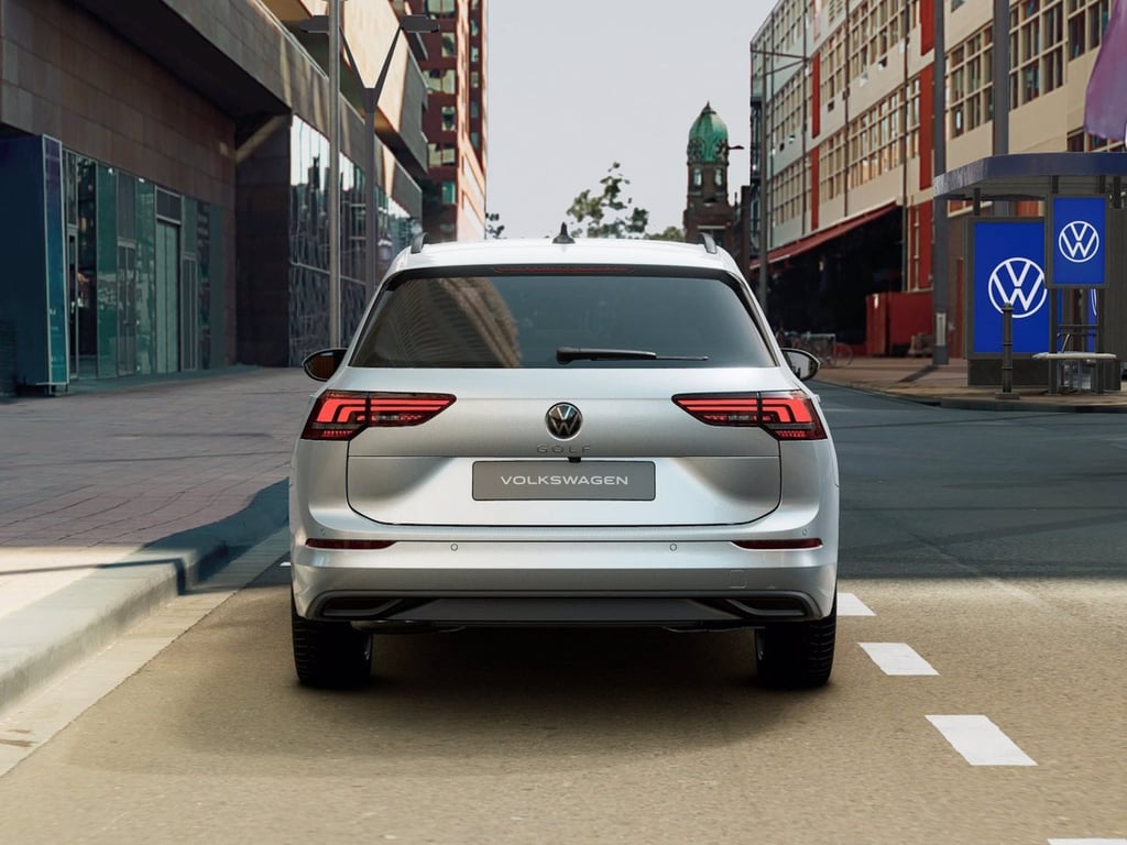 VOLKSWAGEN Golf variant 2.0 tdi edition plus 150cv dsg