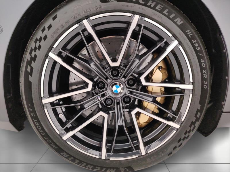 BMW M5 touring 4.4 727cv auto