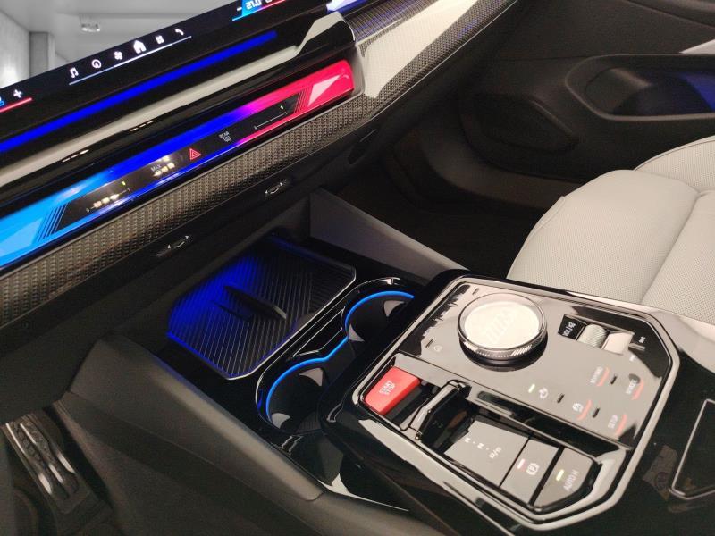 BMW M5 touring 4.4 727cv auto