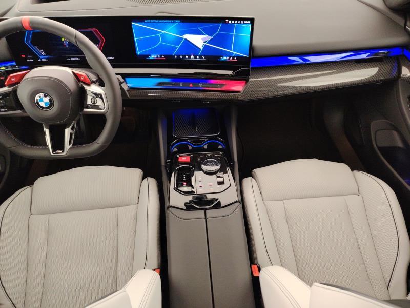 BMW M5 touring 4.4 727cv auto