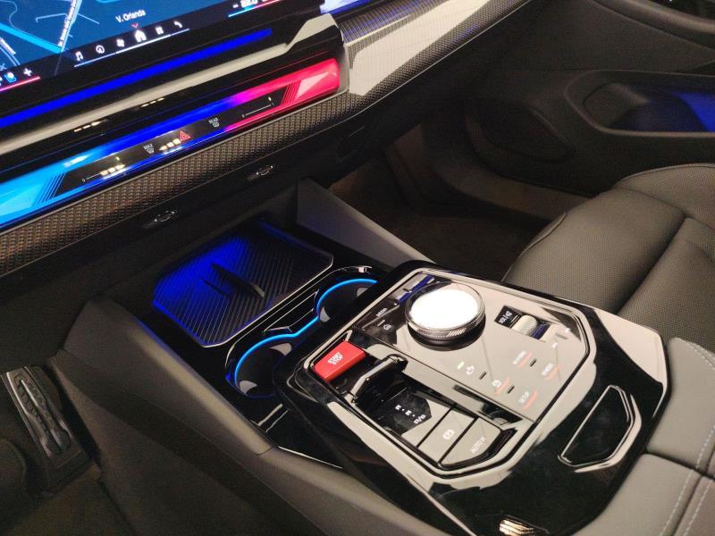 BMW M5 touring 4.4 727cv auto