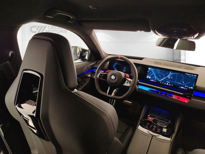 BMW M5 touring 4.4 727cv auto