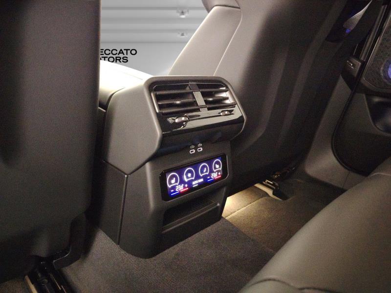 BMW M5 touring 4.4 727cv auto