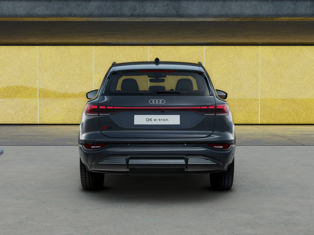 AUDI Q6 e-tron performance s line edition 326cv