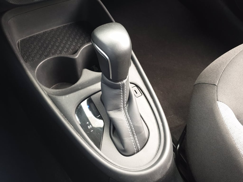 TOYOTA Aygo x 1.0 active 72cv s-cvt