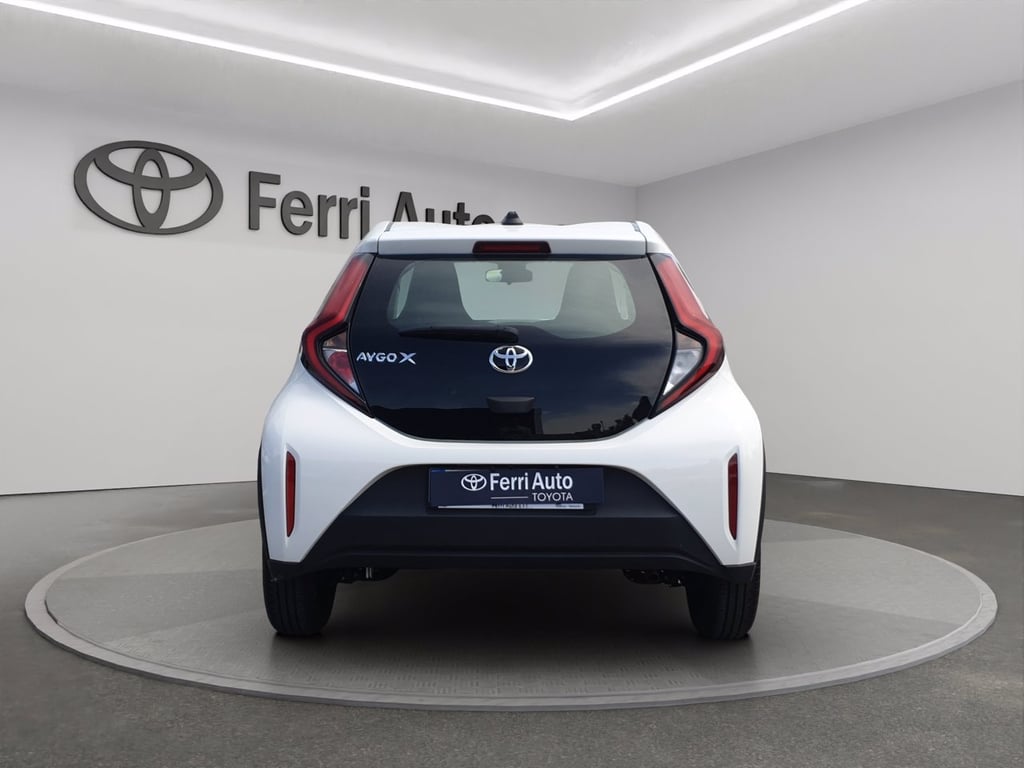 TOYOTA Aygo x 1.0 active 72cv s-cvt