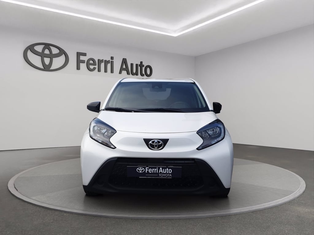 TOYOTA Aygo x 1.0 active 72cv s-cvt