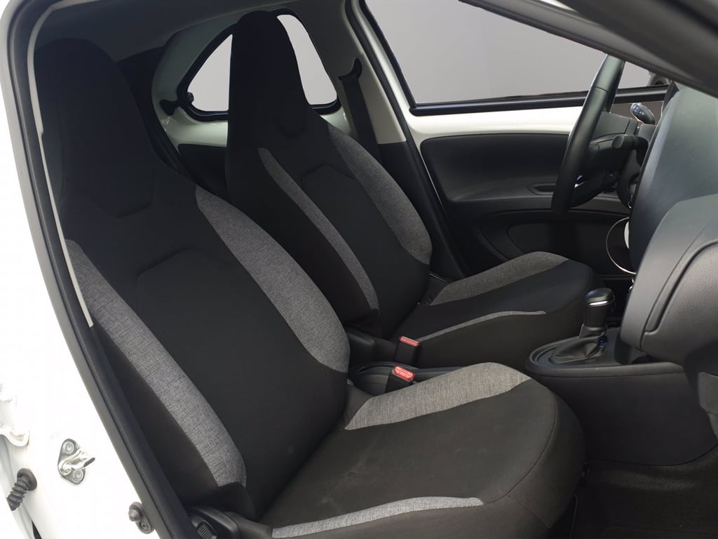 TOYOTA Aygo x 1.0 active 72cv s-cvt