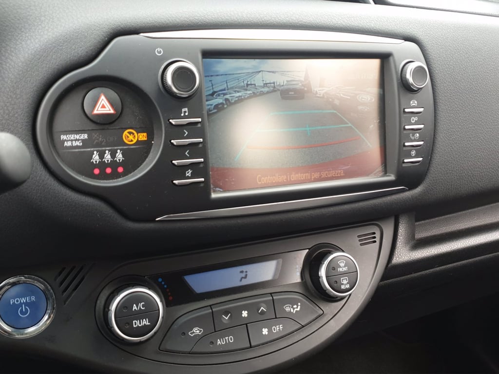 TOYOTA Yaris 5p 1.5h style