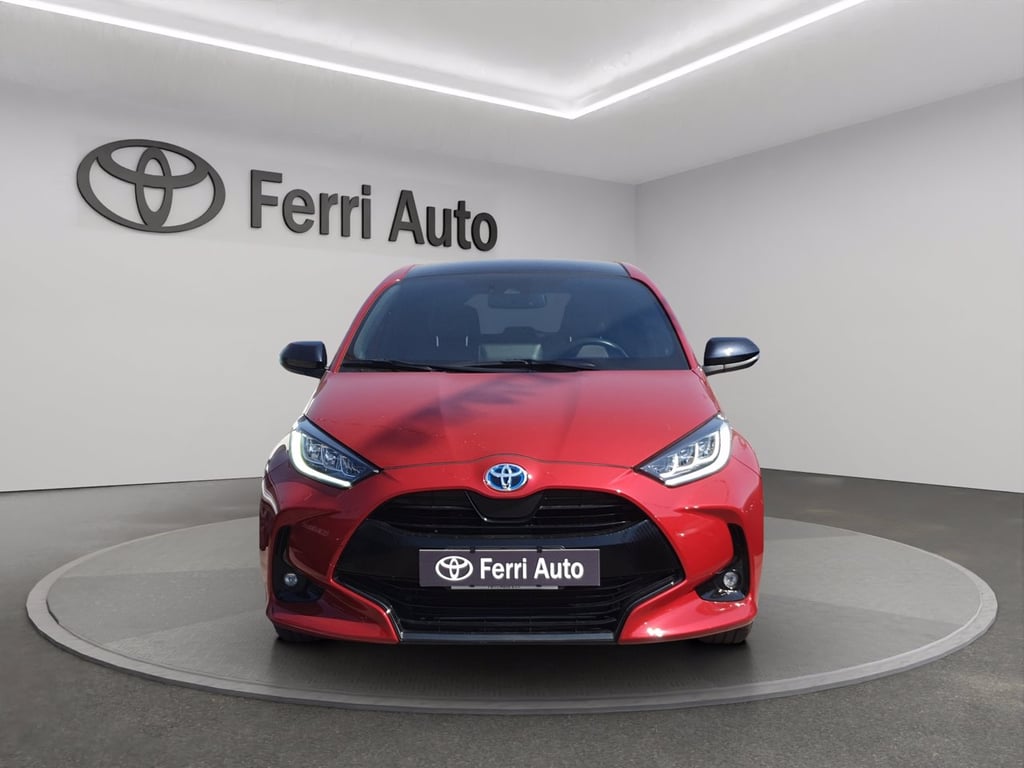 TOYOTA Yaris 1.5h lounge