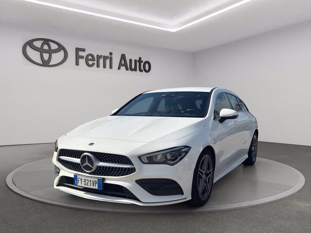 MERCEDES Cla shooting brake 200 d premium auto