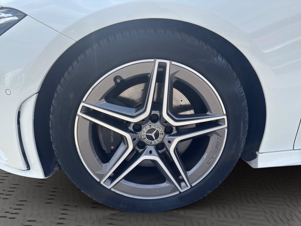 MERCEDES Cla shooting brake 200 d premium auto
