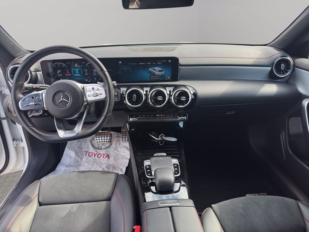 MERCEDES Cla shooting brake 200 d premium auto