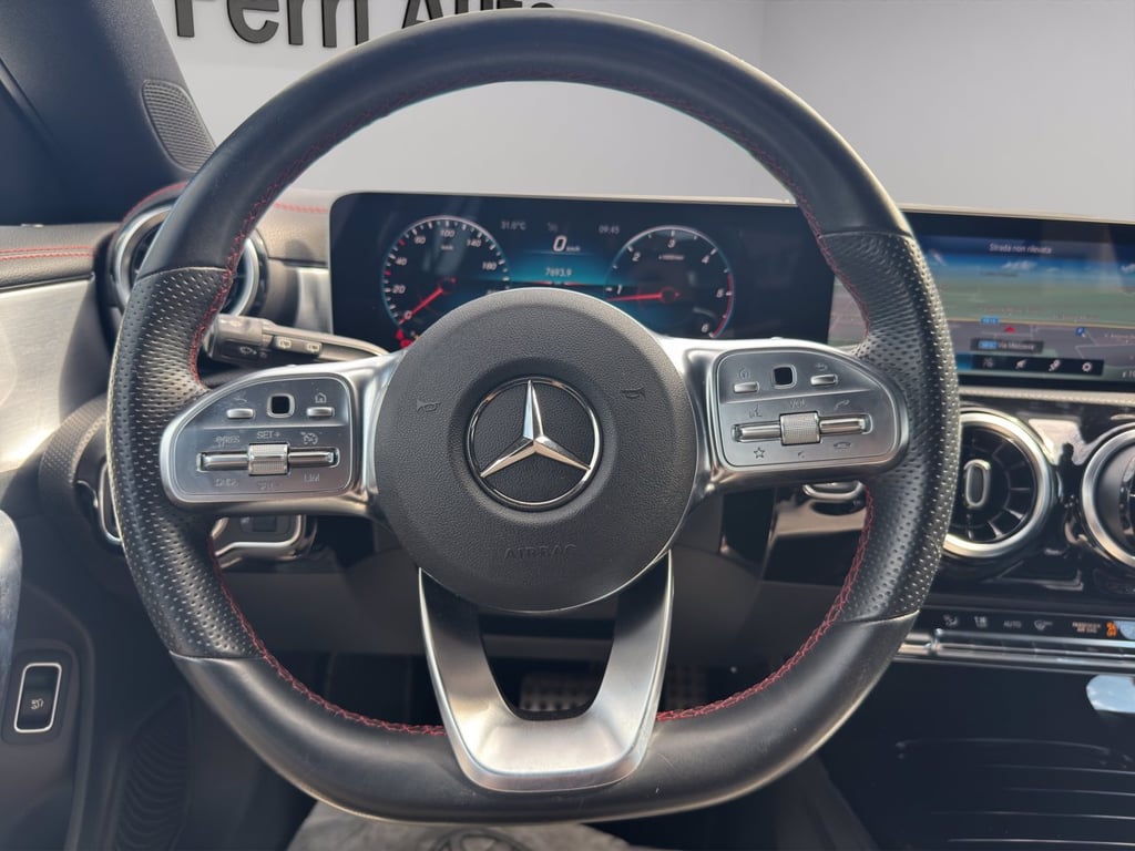 MERCEDES Cla shooting brake 200 d premium auto