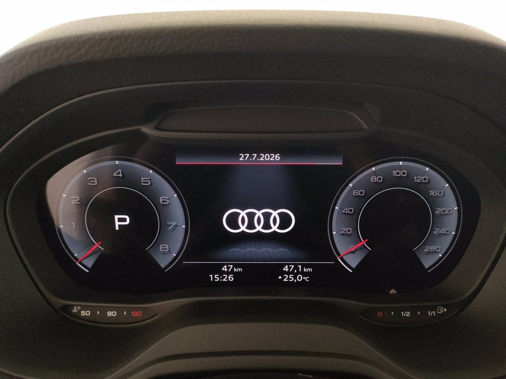 AUDI Q2 35 1.5 tfsi business advanced s-tronic