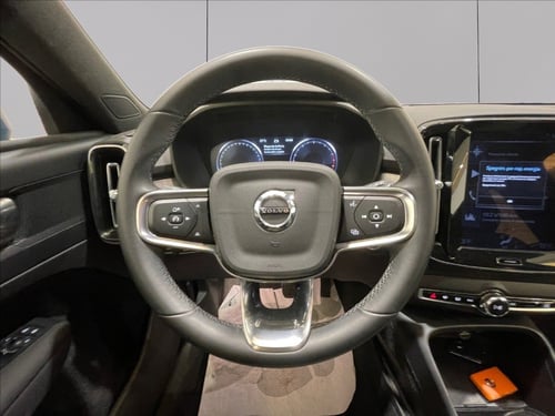 VOLVO Xc40 1.5 t2 core auto IVA ESPOSTA