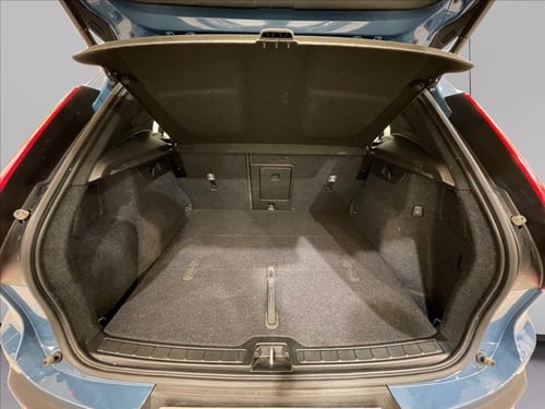 VOLVO Xc40 1.5 t2 core auto IVA ESPOSTA