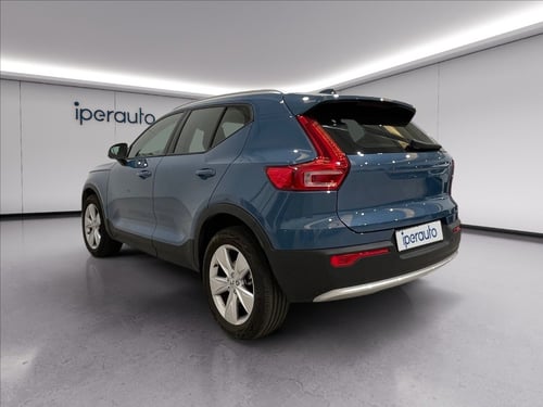 VOLVO Xc40 1.5 t2 core auto IVA ESPOSTA