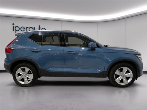 VOLVO Xc40 1.5 t2 core auto IVA ESPOSTA