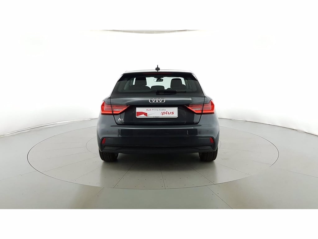AUDI A1 sportback 30 1.0 tfsi admired 110cv s-tronic