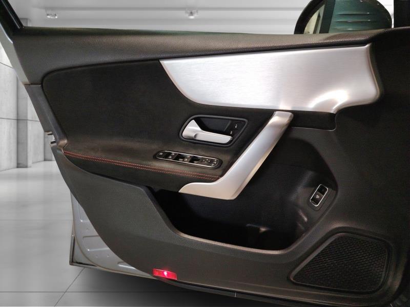 MERCEDES A 180 d premium auto
