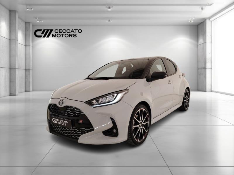 TOYOTA Yaris 1.5h gr sport