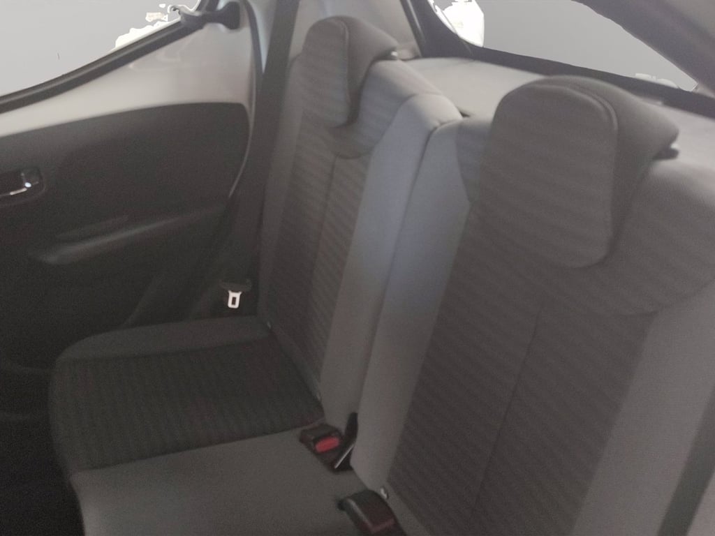 TOYOTA Aygo 5p 1.0 x-play 72cv