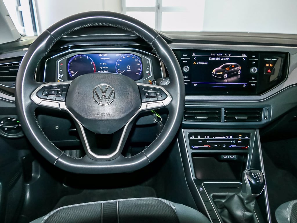 VOLKSWAGEN Polo 1.0 tsi style 95cv