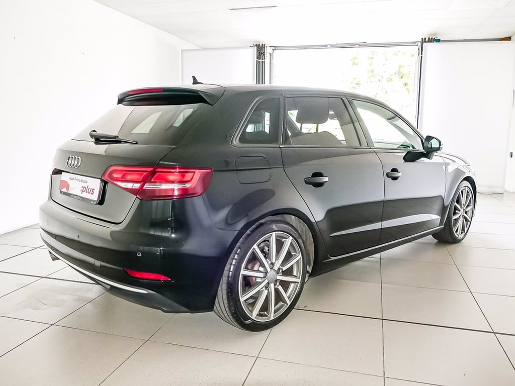 AUDI A3 3 porte 1.6 tdi 116cv